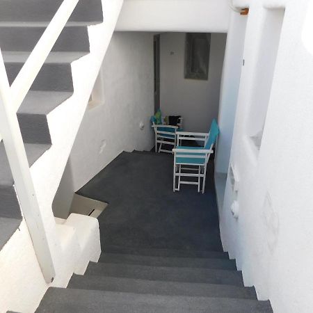 Calm Center Rooms Fira  Exterior photo