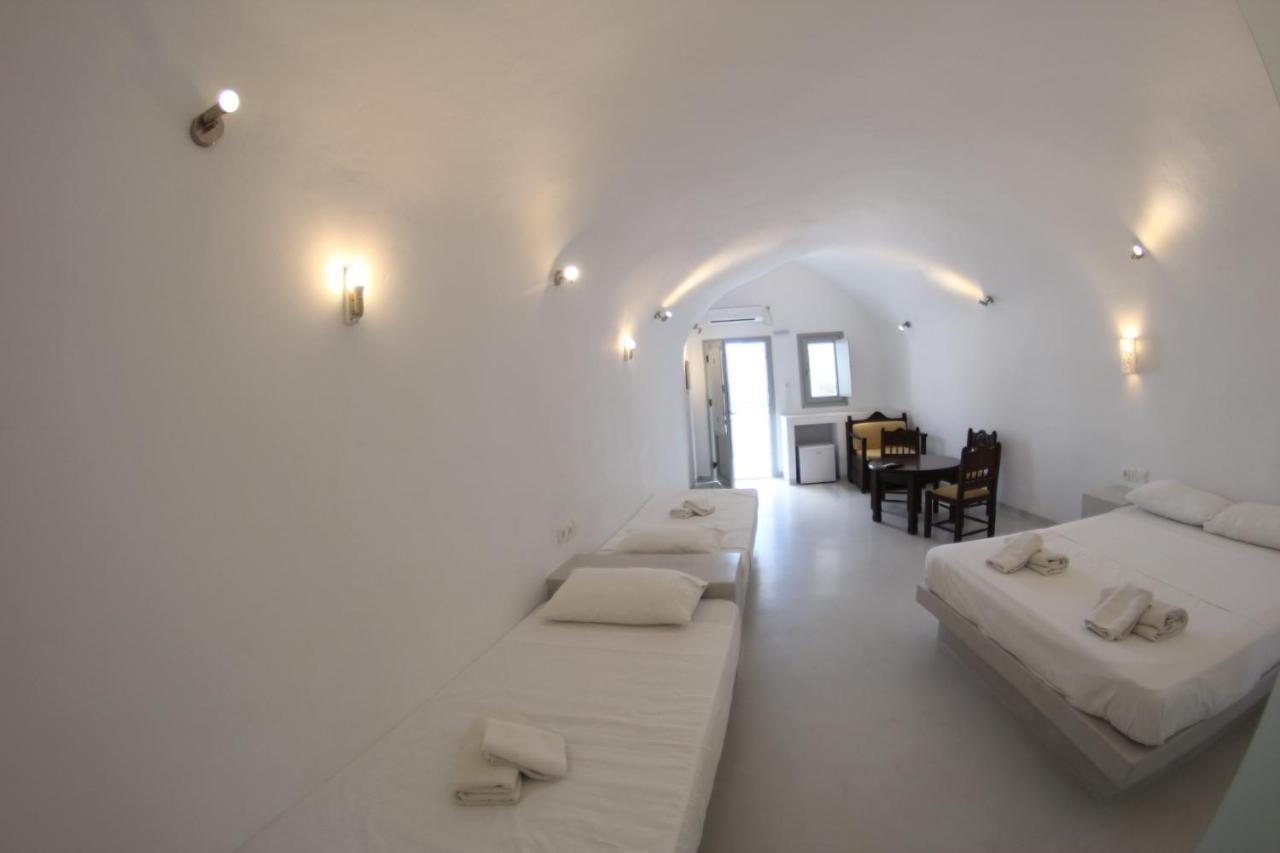 Calm Center Rooms Fira  Exterior photo